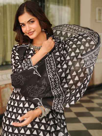 Dhiyona KL Printed Regular Kurta With Trousers & Dupatta