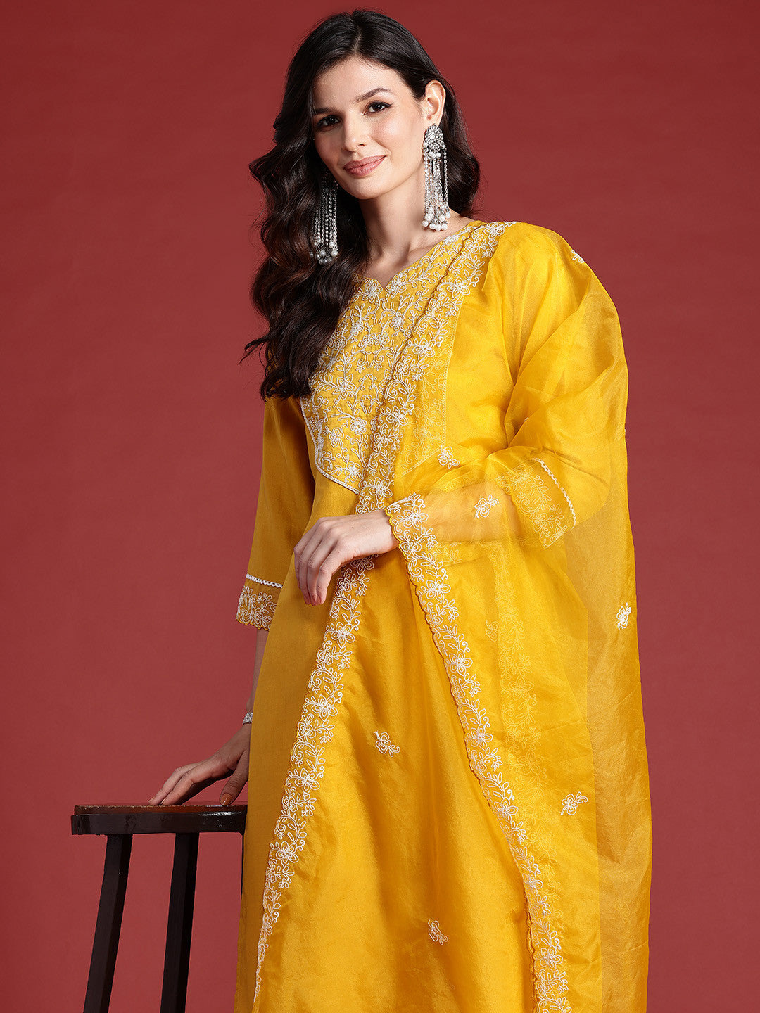 Floral Embroidered Thread Work Kurta with Trousers & Dupatta