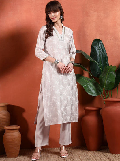 Floral Printed Straight Kurta with Trousers