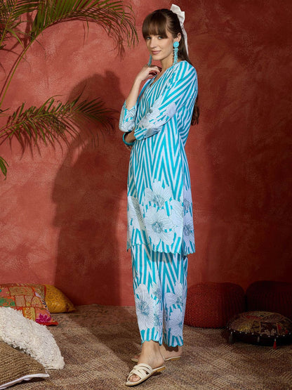 Women Floral Printed Regular Pure Cotton Kurta with Trousers