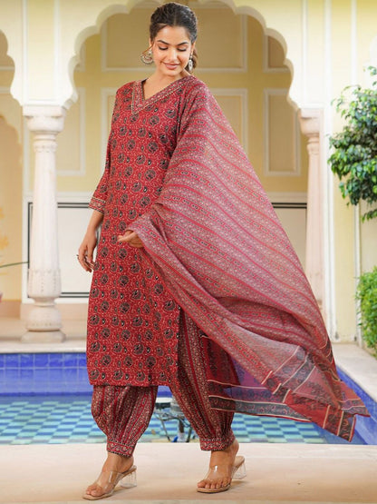 Dhiyona KL Women Floral Printed Kurta with Harem Pant & Dupatta