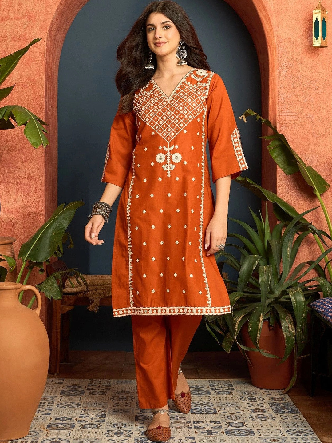 Women Ethnic Motifs Embroidered Regular Thread Work Pure Cotton Kurta with Trousers & With Dupatta