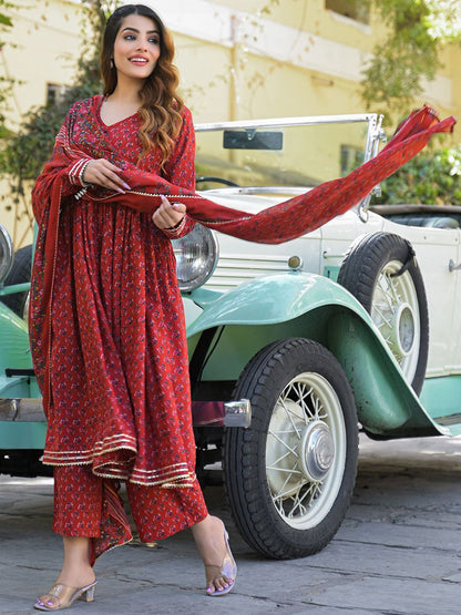 Dhiyona KL Women Red Pure Cotton Kurta Sets