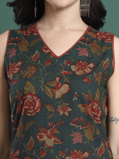 Dhiyona KL Women Floral Printed Cotton Kurta with Trousers & Dupatta