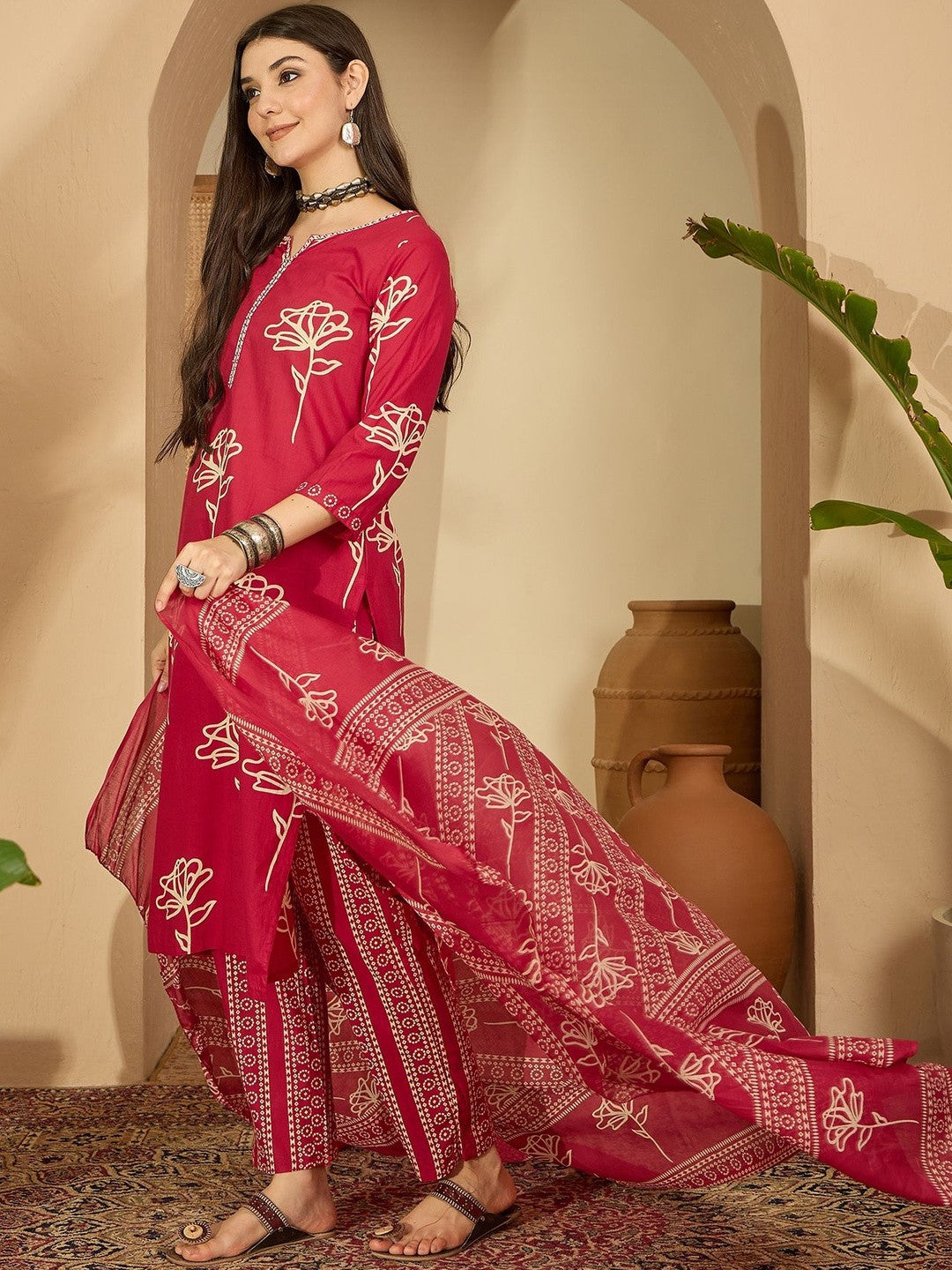 Printed Pure Cotton Round Neck Kurta & Trousers Kurta Set
