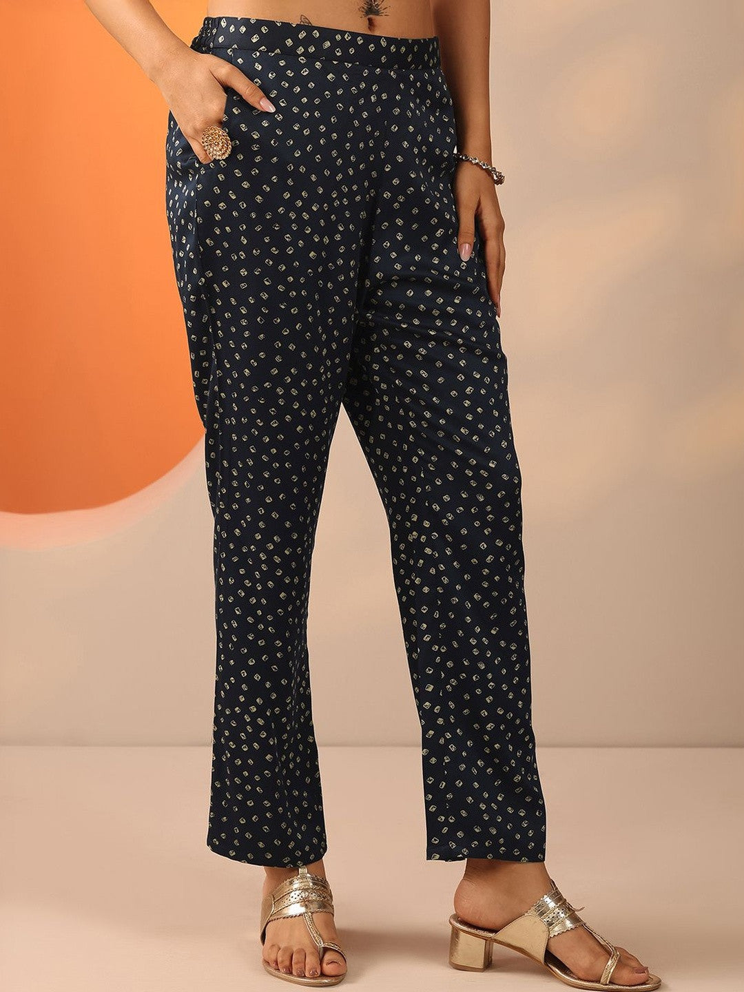 Women Ethnic Motifs Printed Regular Kurta with Trousers