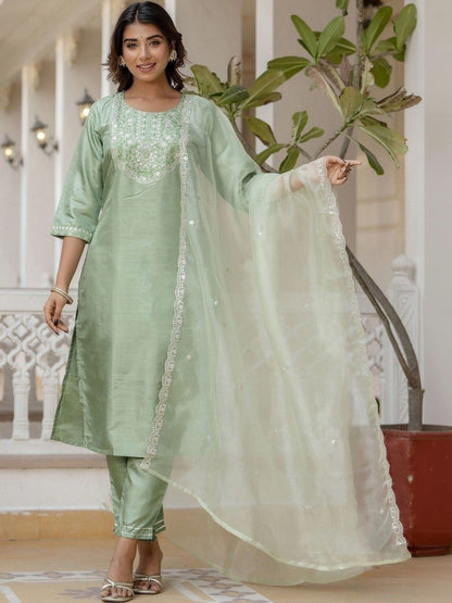 Women Ethnic Motifs Embroidered Regular Kurta with Trousers & With Dupatta
