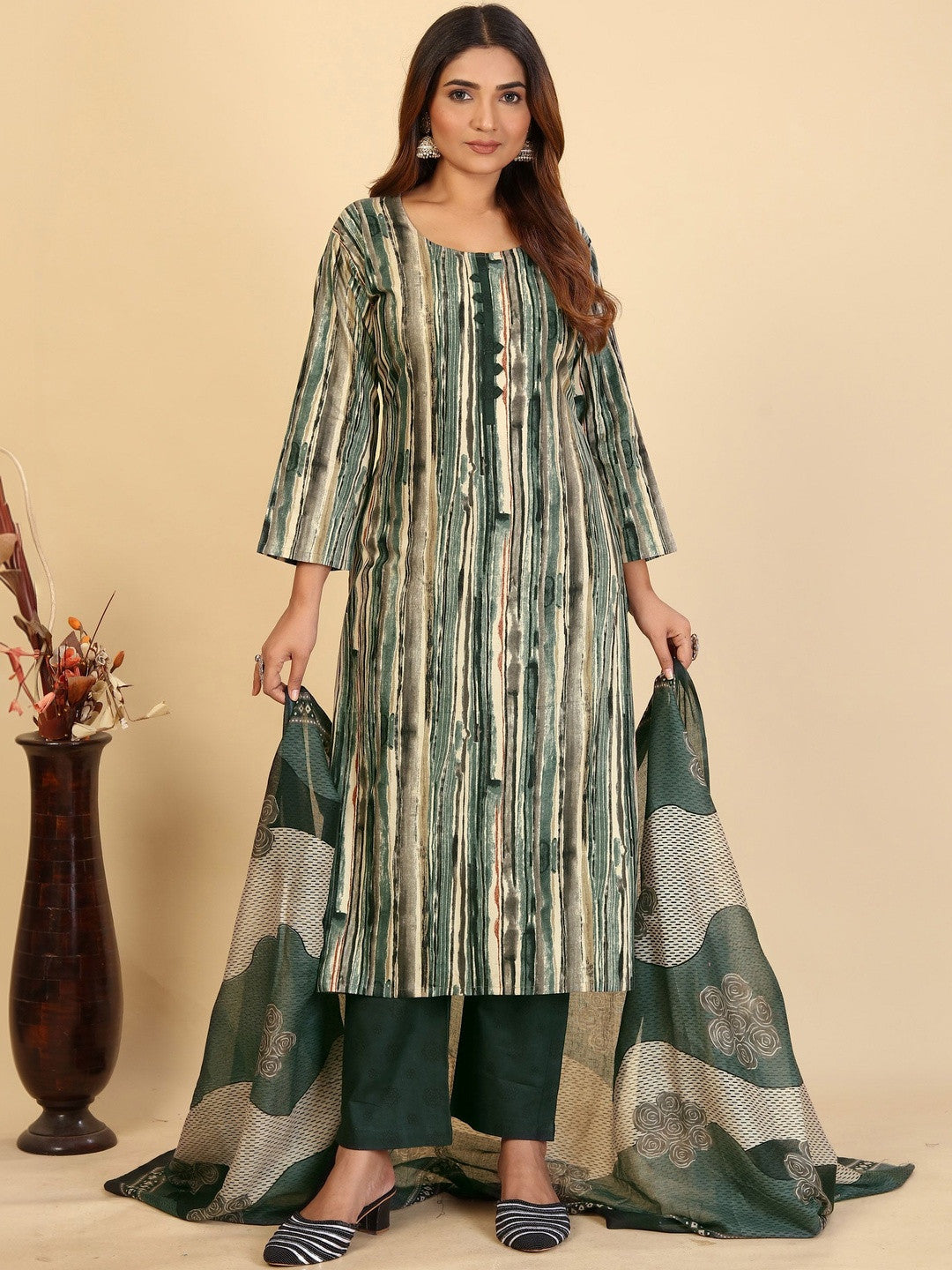 Printed Pure Cotton Round Neck Kurta & Trousers With Dupatta