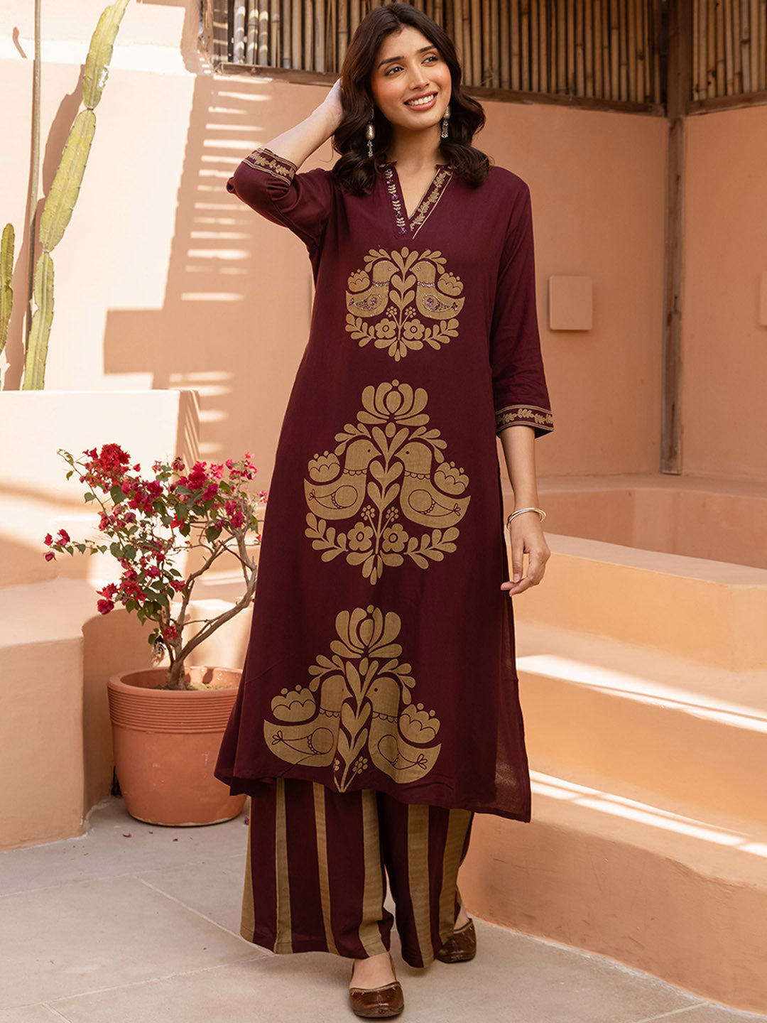 Dhiyona SN Women Printed Embroidered Kurta With Palazzos