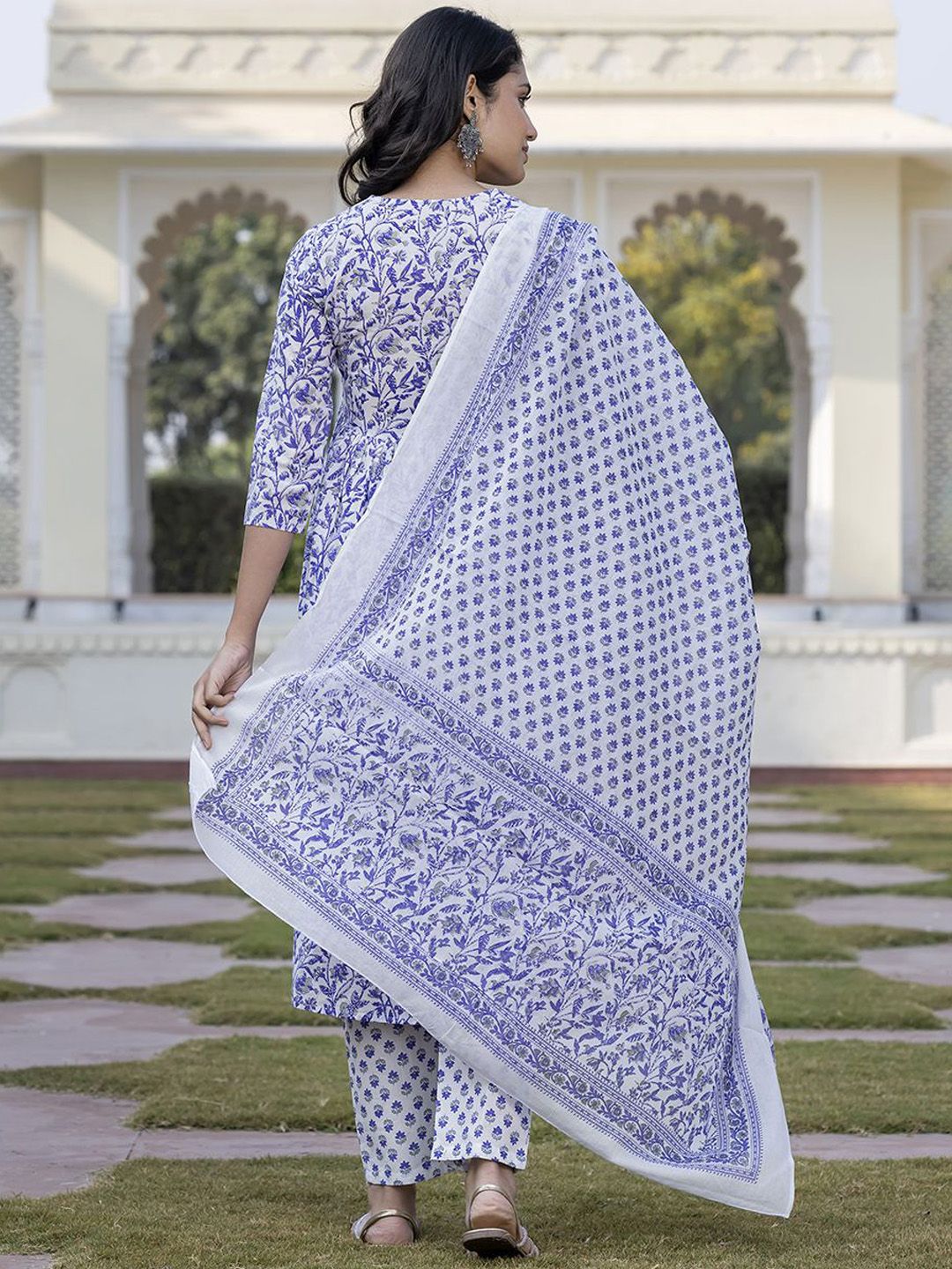 Dhiyona KL Floral Printed Gotta Patti Pure Cotton Anarkali Kurta With Trouser & Dupatta