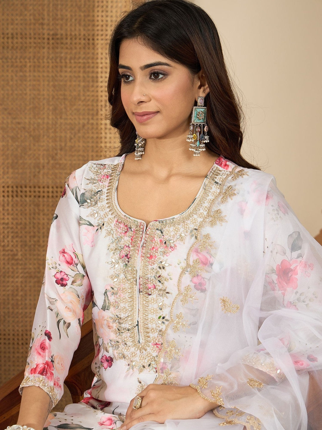 Women Floral Printed Regular Thread Work Kurta with Trousers & With Dupatta