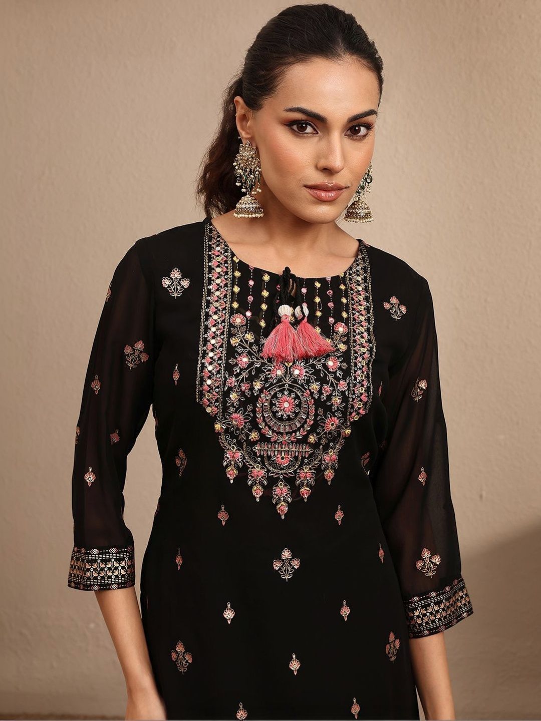 Dhiyona LL Women Ethnic Motifs Embroidered Regular Thread Work Kurta with Sharara & With Dupatta