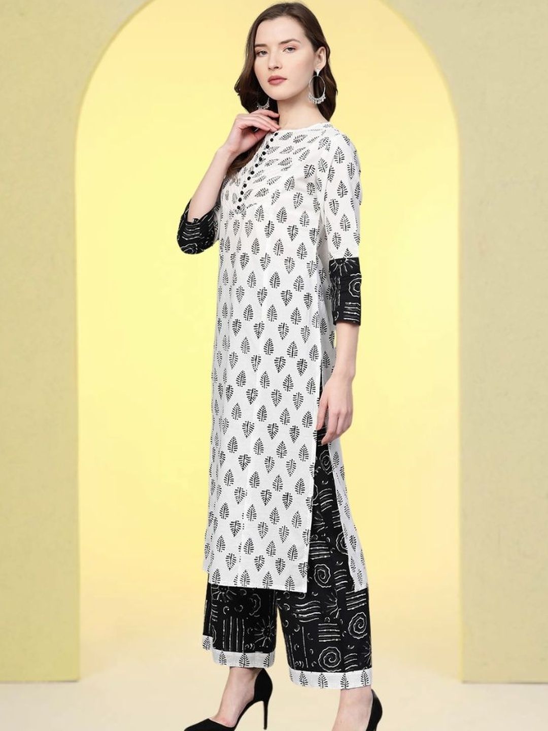 Dhiyona KL Women Ethnic Motifs Printed Regular Kurta with Palazzos & Dupatta