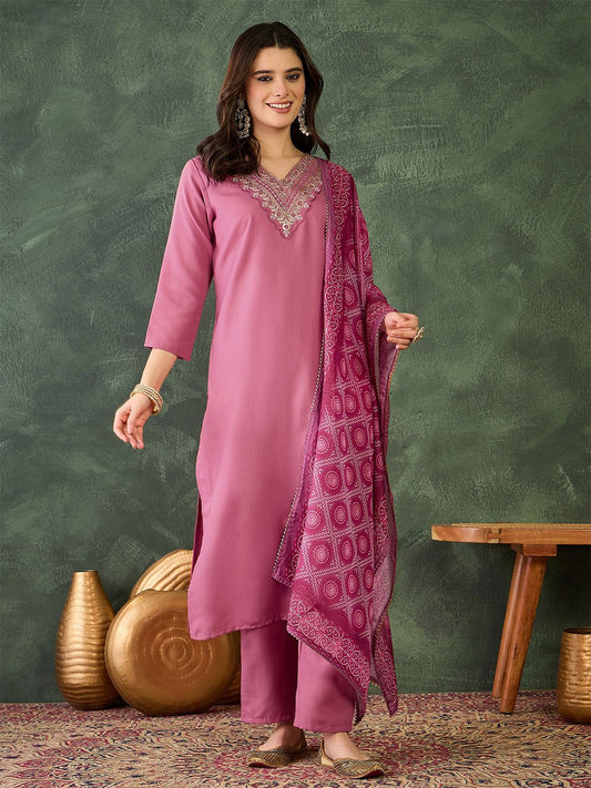 Dhiyona KL Women Embroidered Regular Kurta with Trousers & With Dupatta