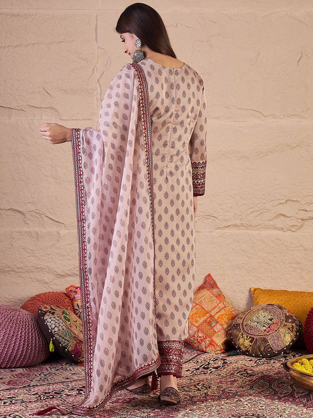 Dhiyona IN Women Ethnic Motifs Printed Regular Thread Work Kurta with Palazzos & Dupatta