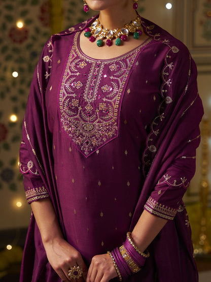 Dhiyona CH Women Floral Embroidered Kurta with Trousers & Dupatta