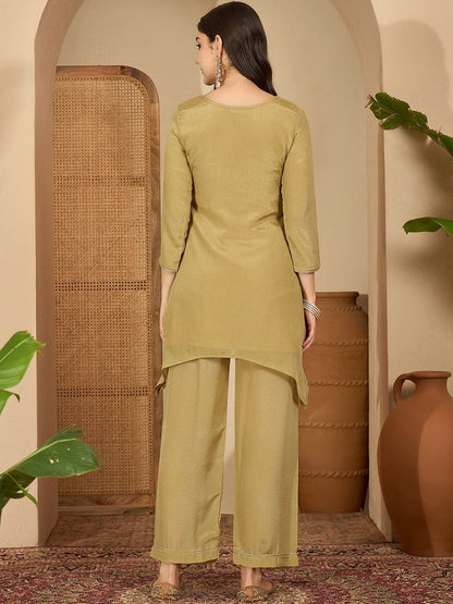 Ethnic Motifs Embroidered Thread Work A-Line Kurta with Trouser