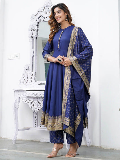 Dhiyona KL Women Floral Printed Regular Kurta with Palazzos & With Dupatta