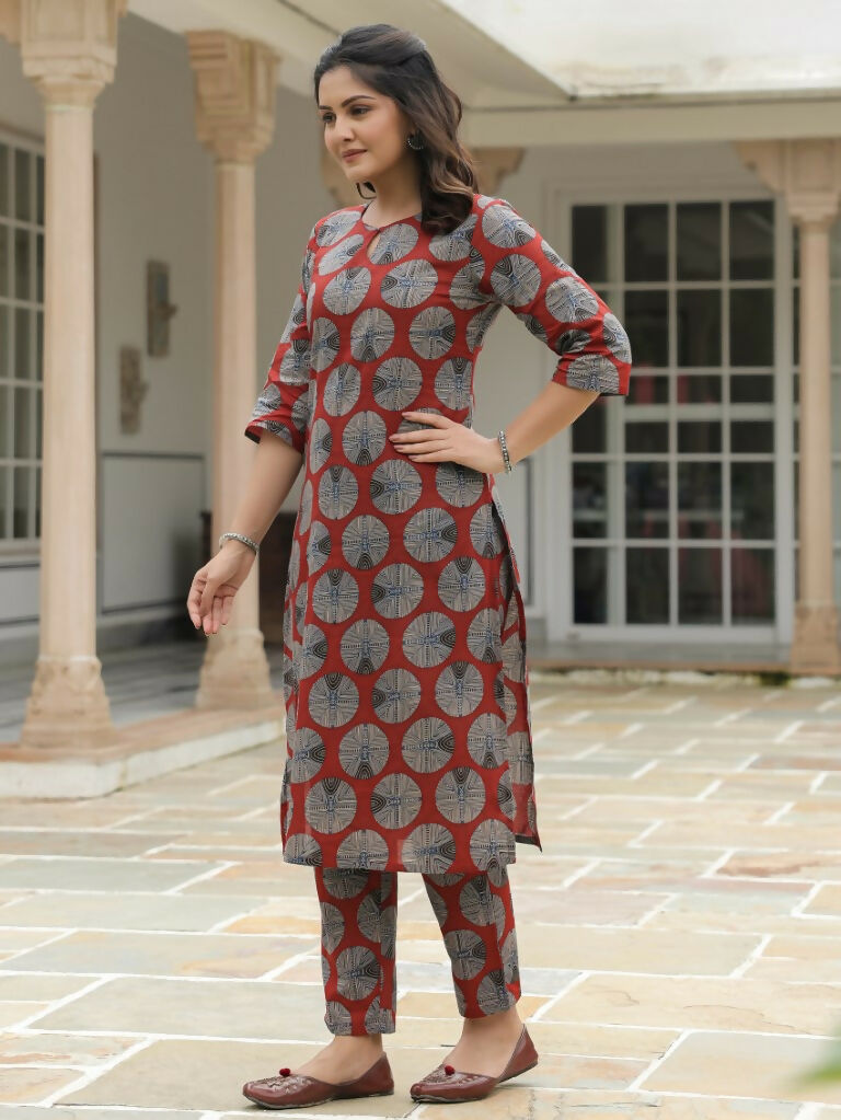 Women's Straight Soft Cotton Abstract Print Women's Kurta - Red