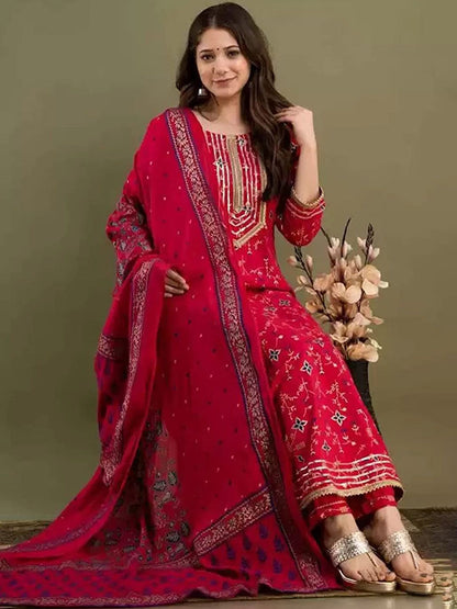 Dhiyona KL Women Floral Printed Regular Pure Cotton Kurta with Trousers & With Dupatta