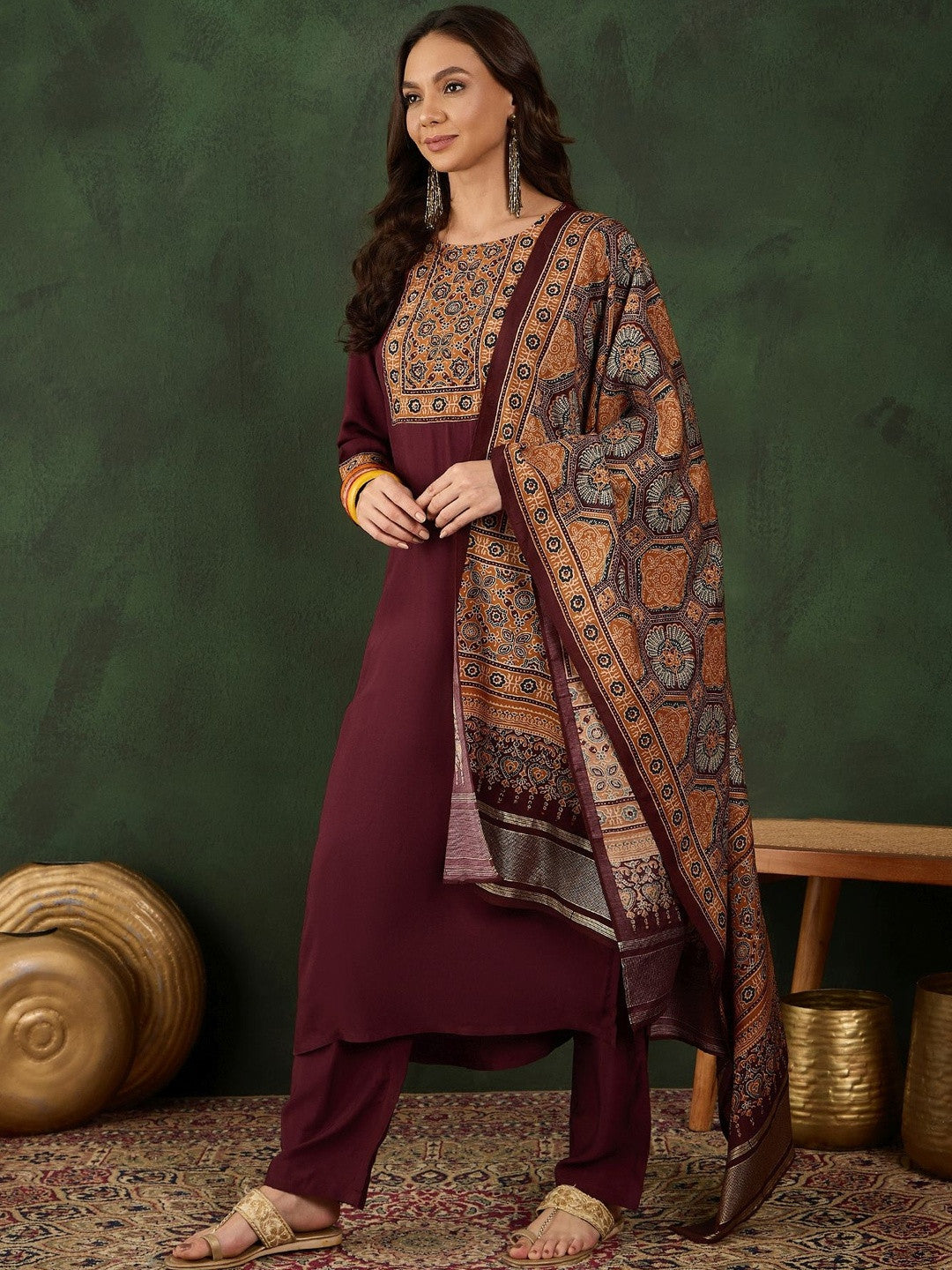 Printed Round Neck Kurta & Trousers Kurta Set