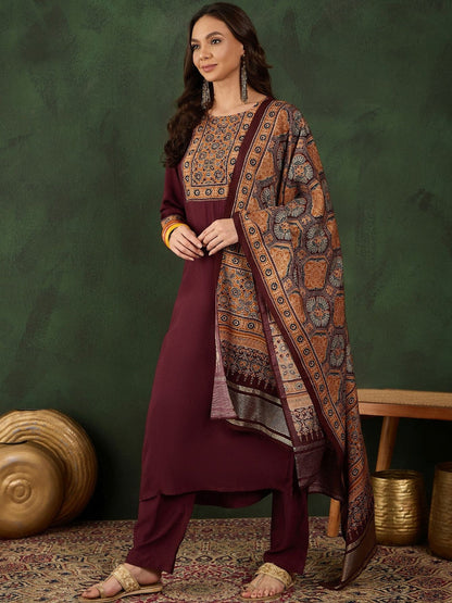 Printed Round Neck Kurta & Trousers Kurta Set