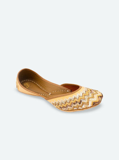 Dhiyona HOP Women Hand Embroidered Leather Mojaris