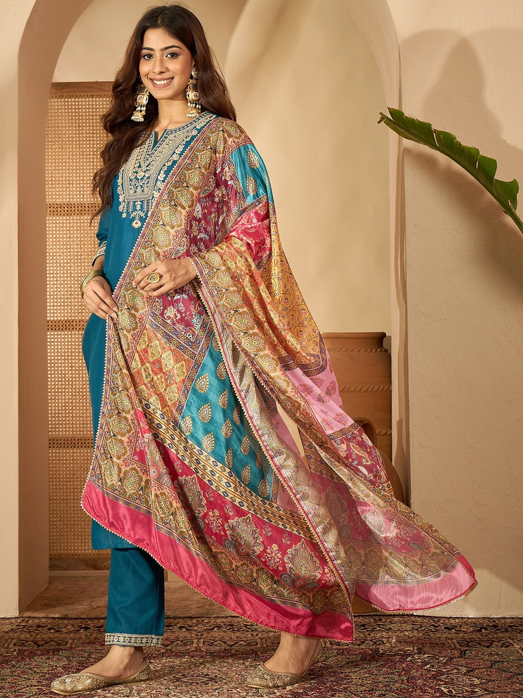 Women Silk Blend Embroidered Kurta Sets With Dupatta