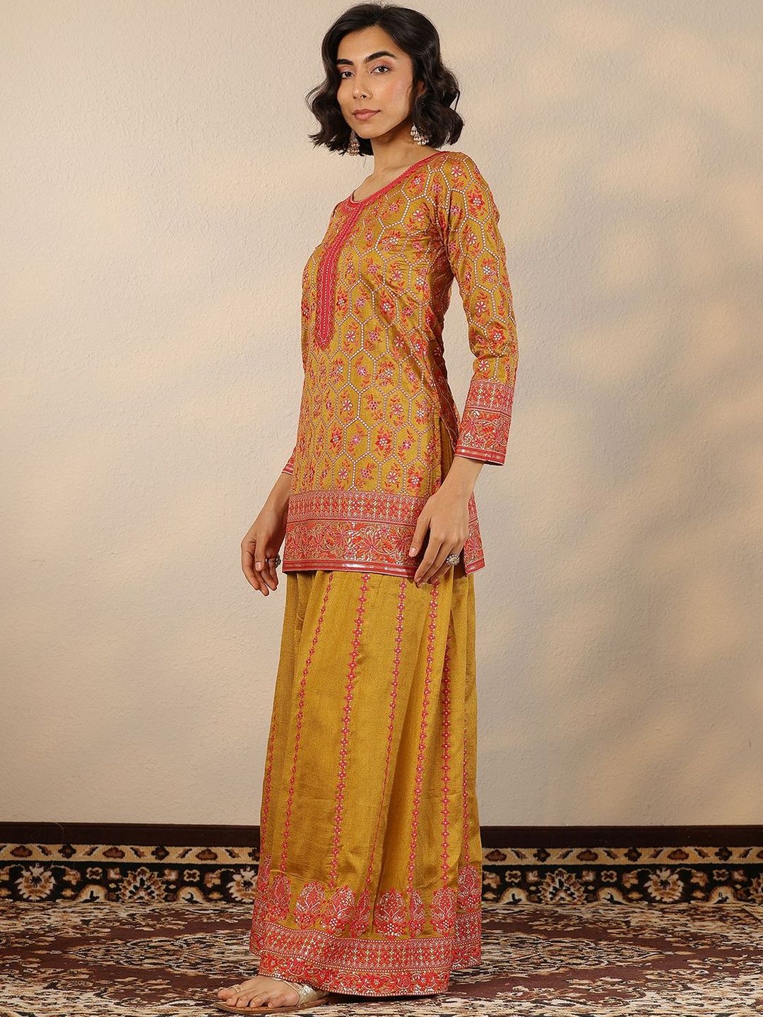 Dhiyona LL Women Ethnic Motifs Embroidered Kurta with Palazzos & Dupatta