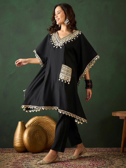 Women Embroidered Kaftan Kurta Set