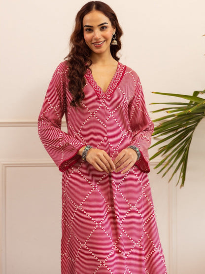 Geometric Printed V-Neck Thread Work Kurta With Patiala