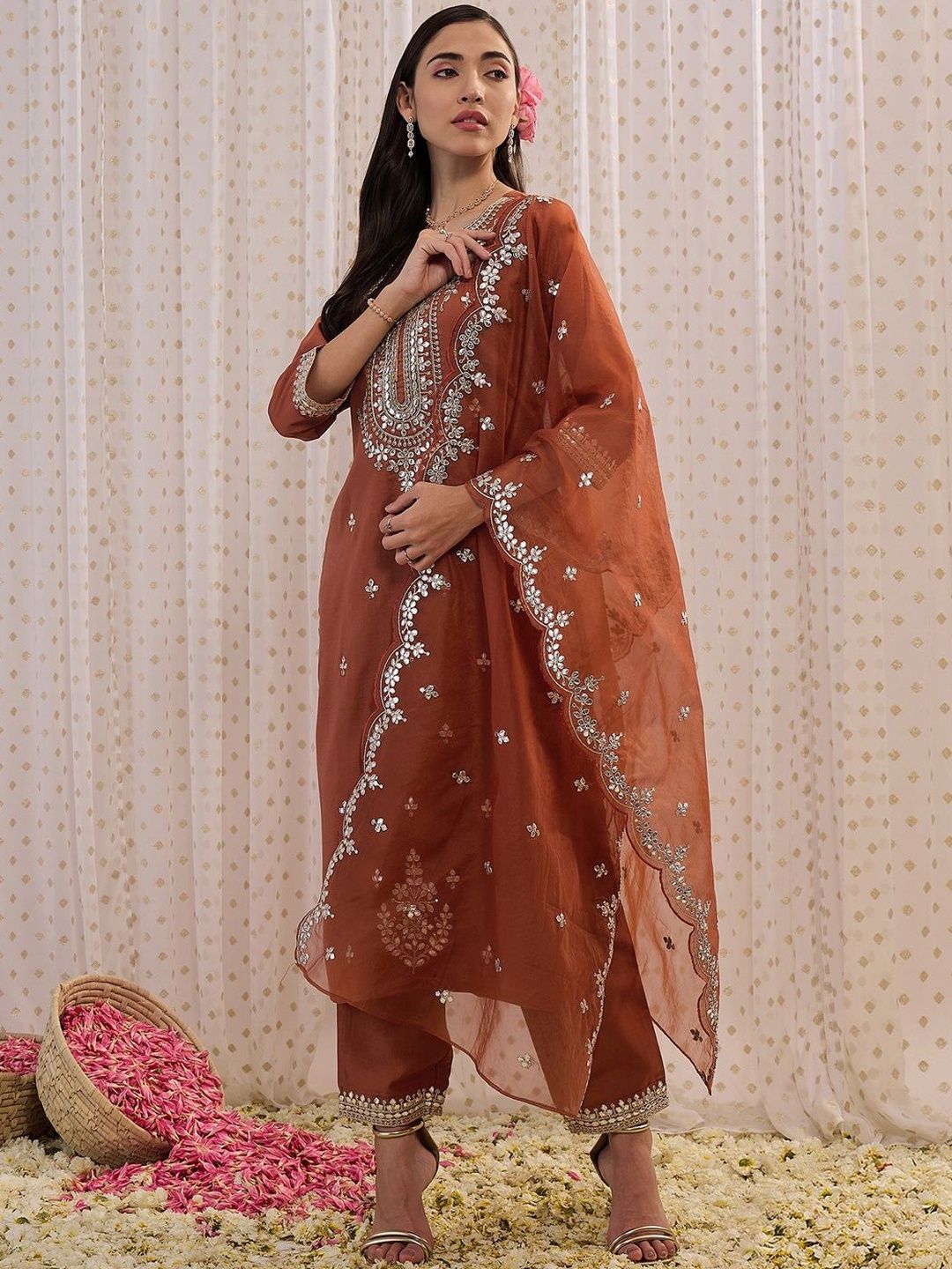 Dhiyona IE Women Ethnic Motifs Embroidered Kurta with Trousers & Dupatta