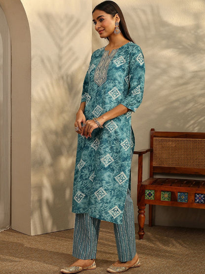 Women Ethnic Motifs Printed Regular Thread Work Kurta with Trousers & With Dupatta