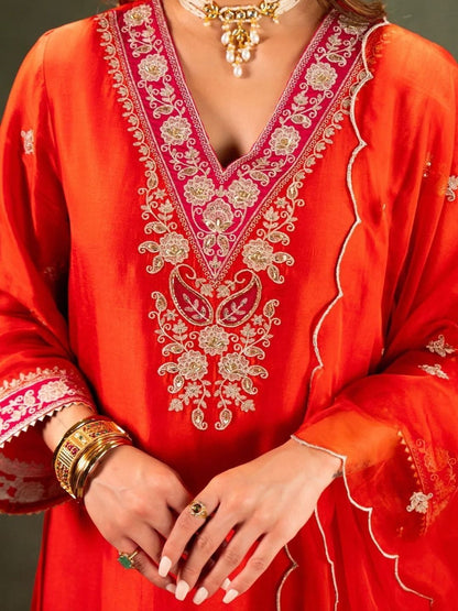 Dhiyona KL Women Ethnic Motifs Embroidered Regular Thread Work Chanderi Silk Kurta with Palazzos & With Dupatta