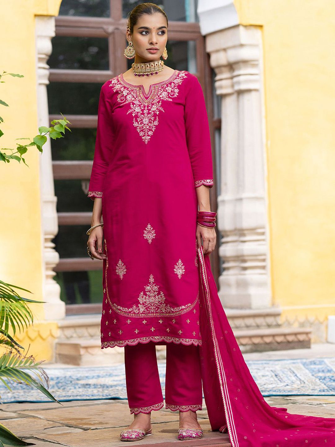 Dhiyona CH Women Ethnic Motifs Embroidered Thread Work Kurta with Trousers & Dupatta