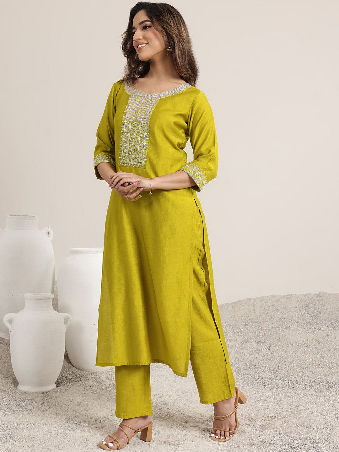 Women Floral Yoke Design Kurta with Trousers & Dupatta