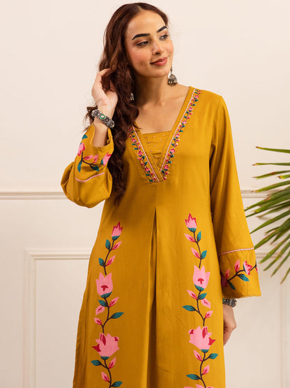 Floral Printed Square Neck Sequinned Straight Kurta With Palazzos