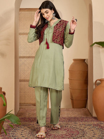 Winter Ethnic Fusion three-Piece kurta Set with Tassel-Tie Jacquard Jacket