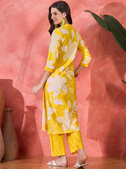 Floral Printed Pure Cotton Mandarin Collar Straight Kurta With Trousers