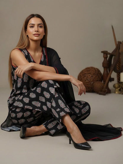 Printed Pure Cotton Round Neck Straight Kurta & Trousers With Dupatta