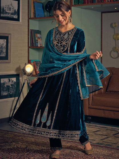 Dhiyona CH Women Ethnic Motifs Embroidered Regular Velvet Kurta with Trousers & With Dupatta