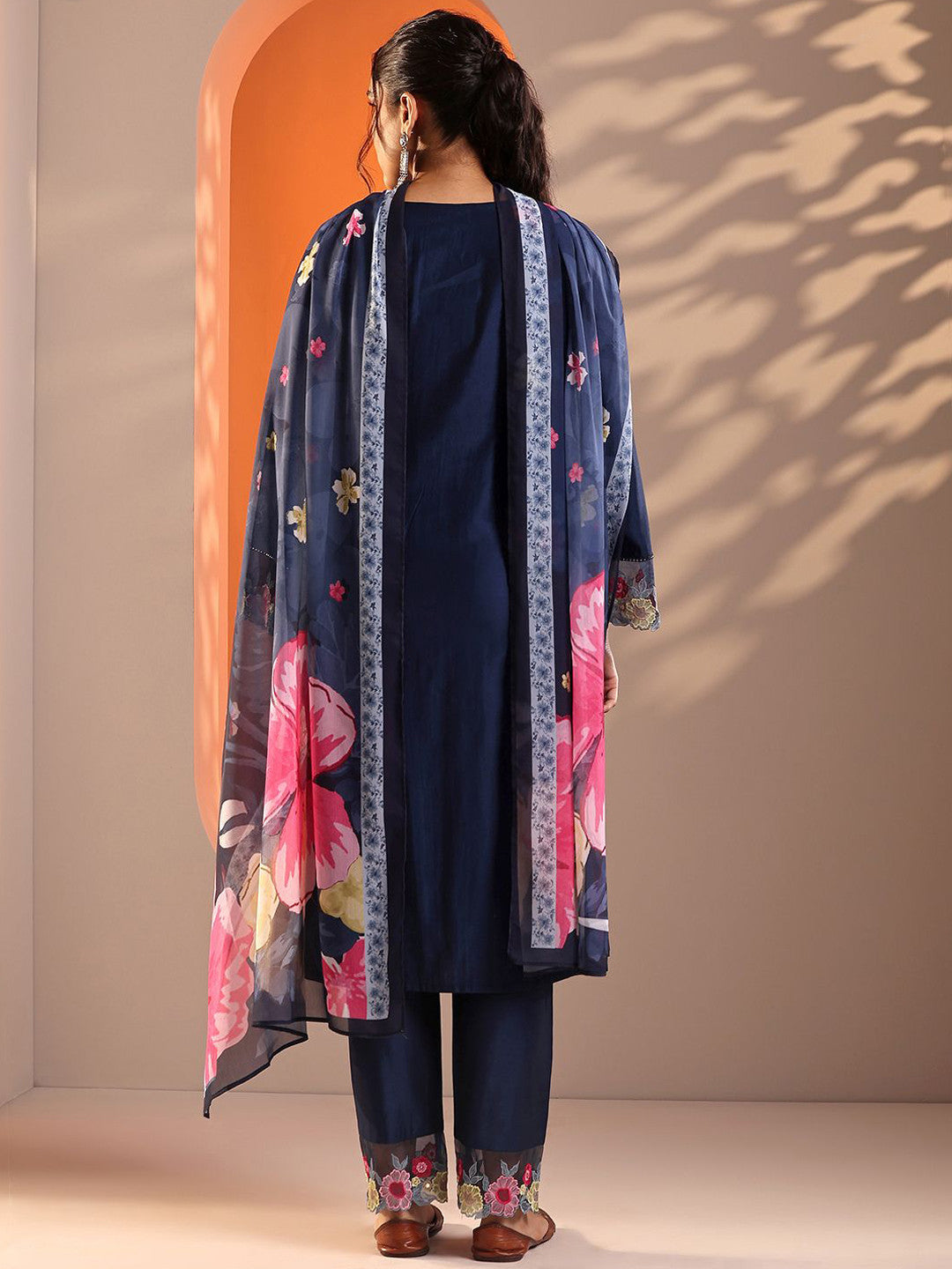Women Floral Embroidered Kurta with Trouser & Dupatta