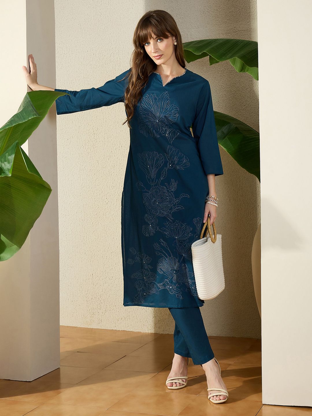 Dhiyona IE Women Pure Cotton Floral Embroidered Regular Thread Work Kurta With Trousers