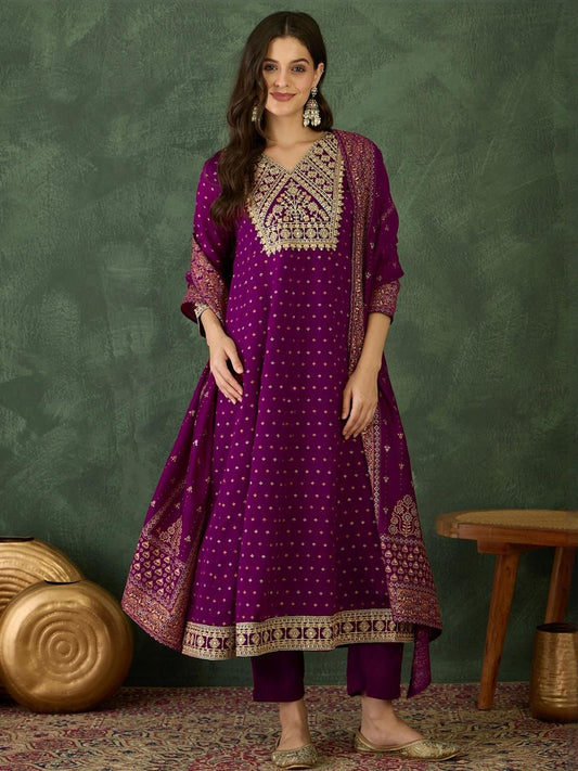Dhiyona KL Women Purple Art Silk Embroidered Kurta Sets
