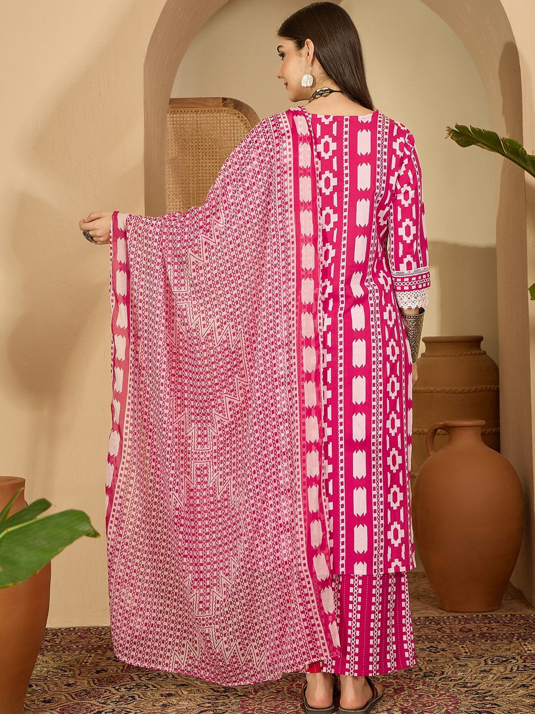 Women Printed Regular Mirror Work Kurta Set