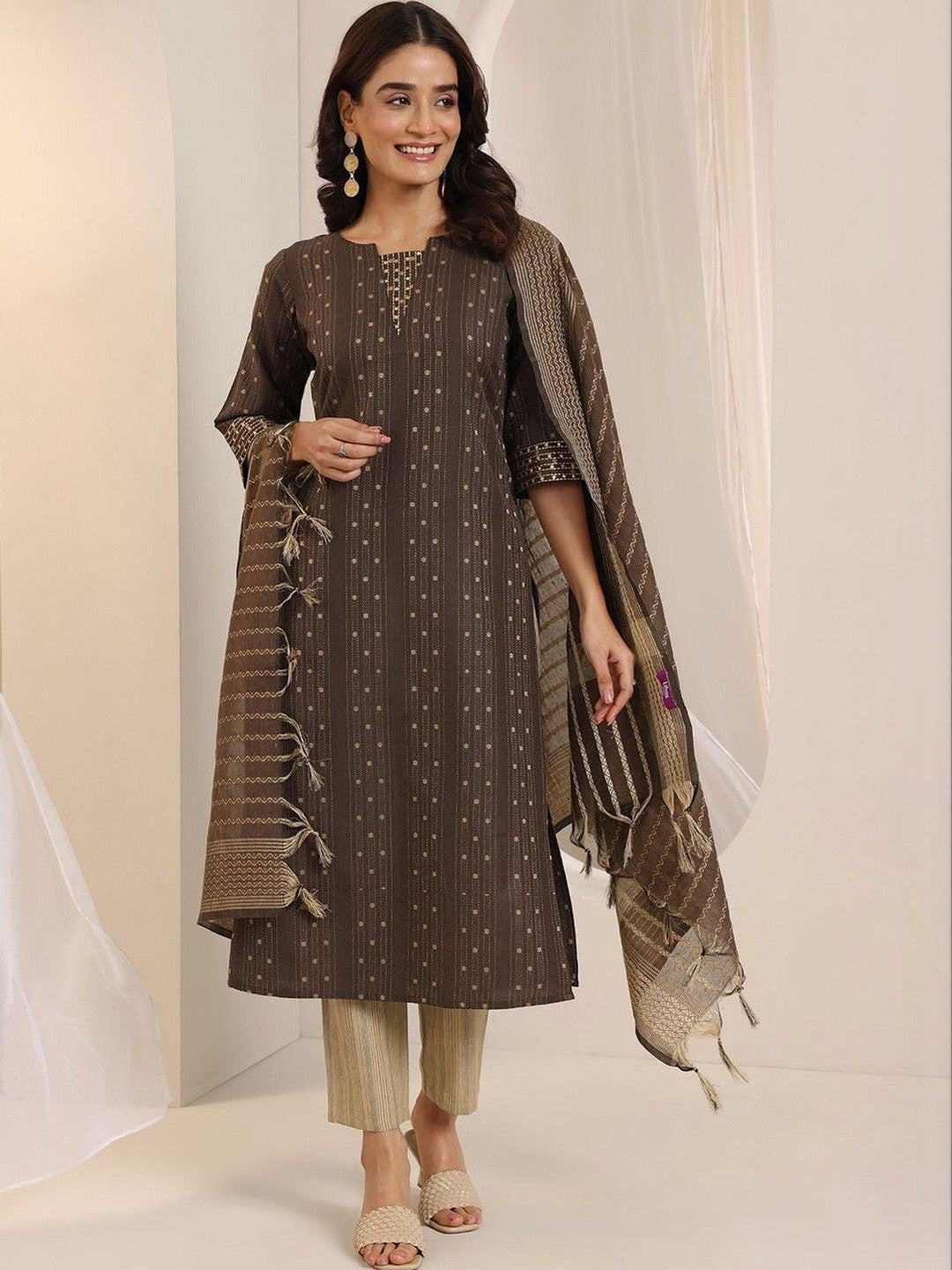 Women Ethnic Motifs Printed Regular Thread Work Kurta with Trousers & With Dupatta