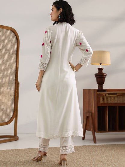 Women Ethnic Motifs Embroidered Regular Thread Work Kurta with Trousers