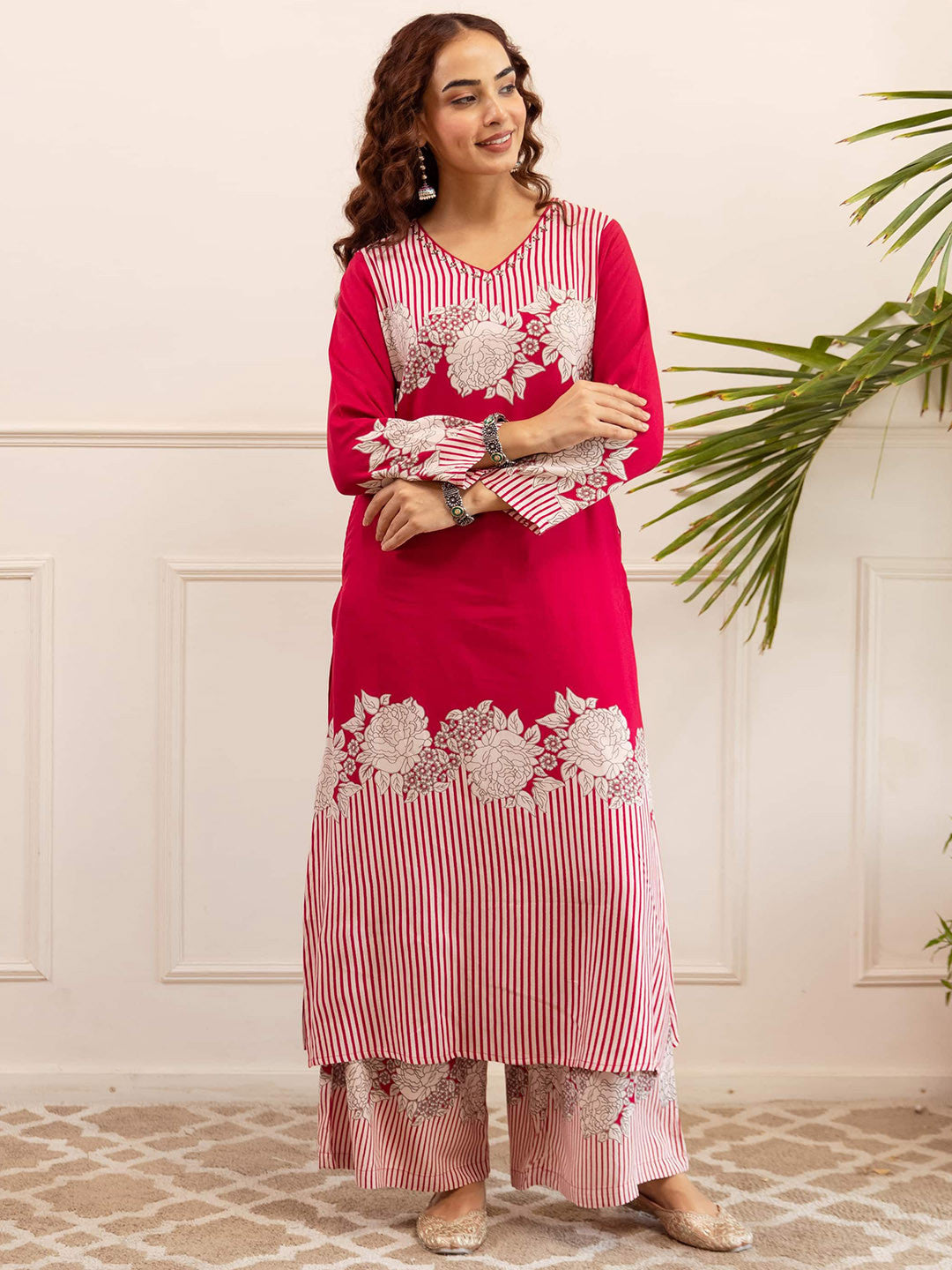 Floral Printed Sequinned V-Neck Straight Kurta & Palazzos
