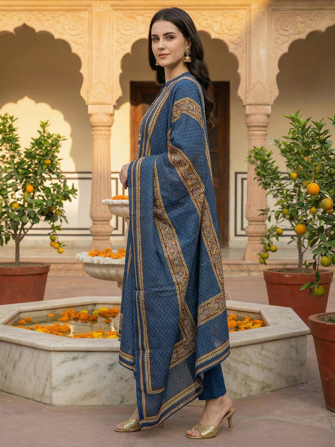 Women Ethnic Motifs Printed Regular Pure Cotton Kurta with Trousers & With Dupatta