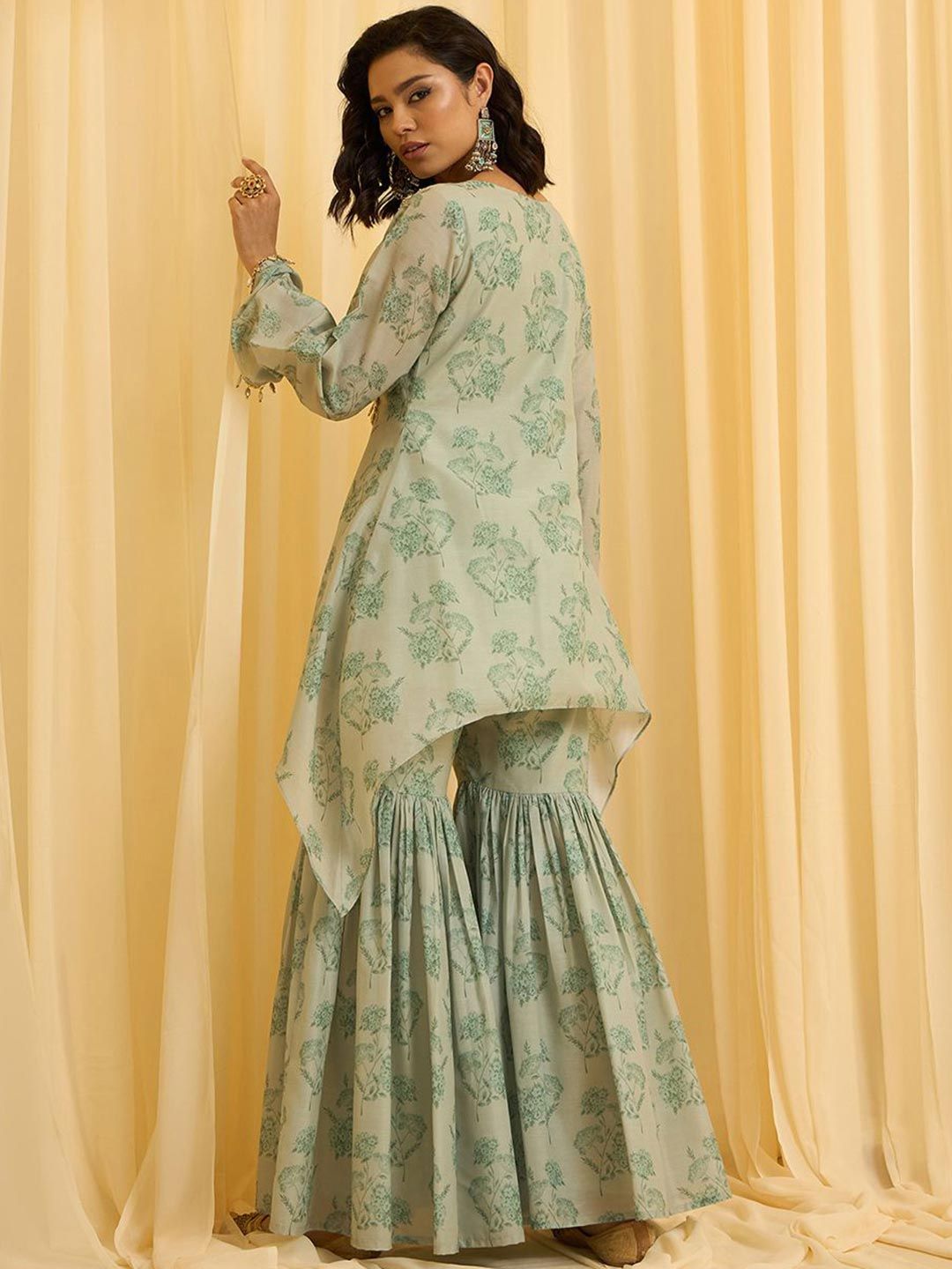 Dhiyona CH Embroidered Printed Kurta With Sharara